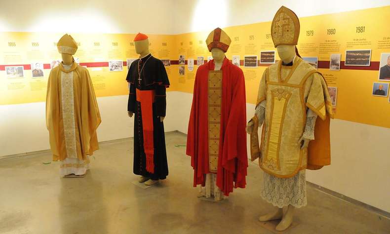 Está aberta no Museu Mineiro exposição dos 100 anos da Arquidiocese de BH