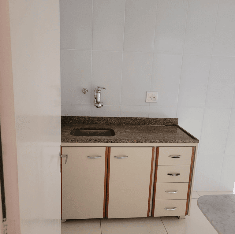 Lindo Apartamento à venda no bairro Heliópolis! Ótimo Preço!