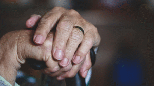 Aposentados de BH têm até domingo para fazer prova de vida e evitar bloqueio do benefício