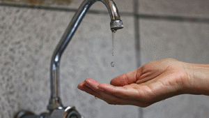 Abastecimento de água pode ser afetado em bairros da Região Metropolitana nesta terça (11), alerta Copasa