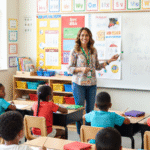 Nova lei garante meia-entrada para professores em Belo Horizonte